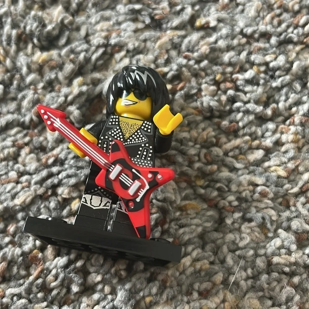 Lego Minifigure Rockstar